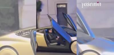 Elon Musk sundu: Direksiyonu ve pedalları olmayan Dünya'nın ilk otomobili!
