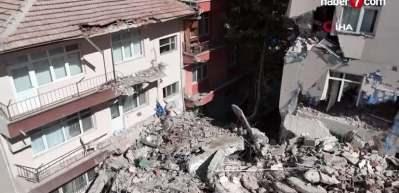 Kontroll&uuml; bina yıkımında facianın eşiğinden d&ouml;n&uuml;ld&uuml;!