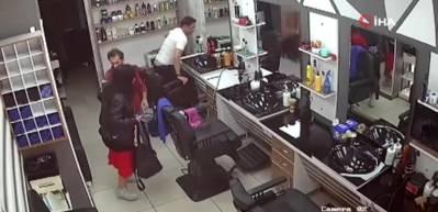 Takıntılı olduğu eski kocasının iş yerini basıp darp eden kadın kamerada