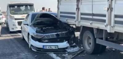 Afyon'da trafik kazasında karakol komutanı astsubay &ouml;ld&uuml;, 15 kişi yaralandı
