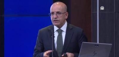 Bakan Şimşek: 2026'nın sonunda enflasyonun tek haneye d&uuml;şmesini &ouml;ng&ouml;r&uuml;yoruz