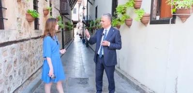 CHP'nin Genel Başkanı &Ouml;zg&uuml;r &Ouml;zel'e rakip &ccedil;ıktı! Muratpaşa Belediyesi'nden flaş a&ccedil;ıklama