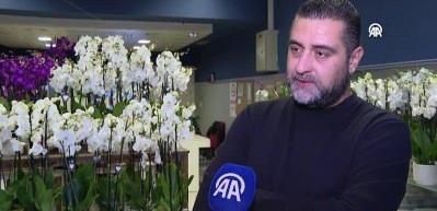 TUSAŞ şehidine eşinin siparişini g&ouml;t&uuml;ren &ccedil;i&ccedil;ek&ccedil;i o anları ilk kez anlattı