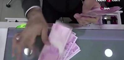Ekonomik g&uuml;ven endeksi Ekim ayında beş ayın zirvesinde