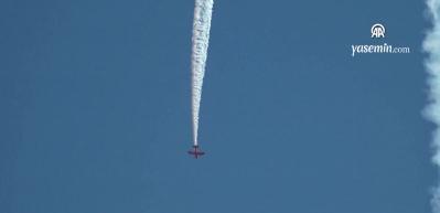 T&uuml;rkiye'nin tek kadın akrobasi pilotu Cumhuriyet i&ccedil;in g&ouml;klerde!