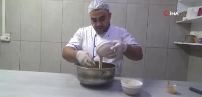 Kadayıflı Dubai &ccedil;ikolatasına rakip, yer fıstıklı Kadirli &ccedil;ikolatası 