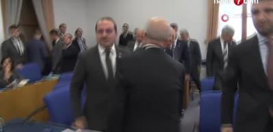 Şimşek'ten asgari &uuml;cret a&ccedil;ıklaması! "&Ccedil;alışanlarımızı enflasyona ezdirmeyeceğiz"