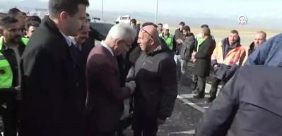 Van-Hakkari kara yolundaki G&uuml;zeldere T&uuml;neli a&ccedil;ıldı