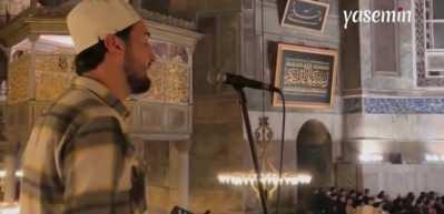 Ayasofya Camii'nin Kütahyalı müezzini Selman Kızmaz'dan hayran bırakan yatsı namazı kameti!