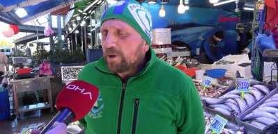 Karadeniz'de soğuyan hava, balık tezgahlarını canlandırdı: Hamsi sezonu başladı