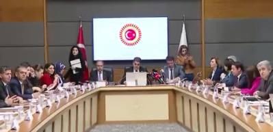 Meclis Yenidoğan Komisyonu'nda CHP'li vekillerin iddiaları tek tek &ccedil;&uuml;r&uuml;t&uuml;ld&uuml;