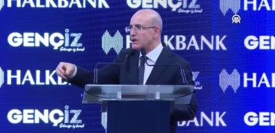 Bakan Şimşek: 2024'te kredi notu 2 kez &uuml;st &uuml;ste artan tek &uuml;lkeyiz