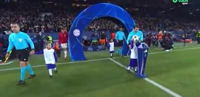 Shakhtar Donetsk-Bayern M&uuml;nih ma&ccedil;ında Halil Umut Meler d&uuml;d&uuml;k &ccedil;aldı