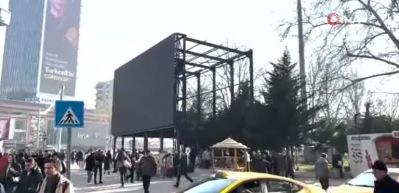 Güvenpark'ta pano krizi