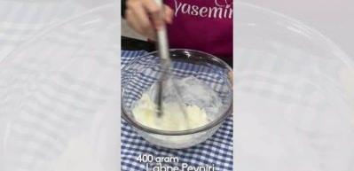 Yedikçe yediren tam ölçülü "Vişneli Cheesecake"