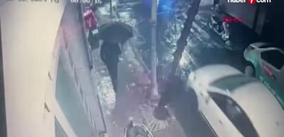 Şişli’de kanlı kavga: Bir soru sordu, canından oldu