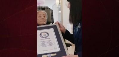 D&uuml;nyanın en yaşlı insanı yaşlılığa yenik d&uuml;şt&uuml;