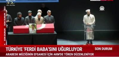 Ferdi Tayfur'un AKM'deki cenaze t&ouml;reninde İmamın konuşması herkesi mest etti!