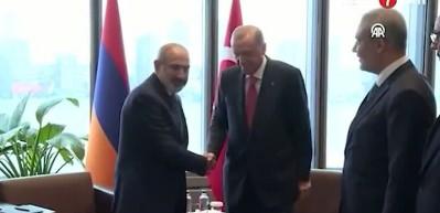 T&uuml;rkiye ile Ermenistan'dan tarihi vize adımı