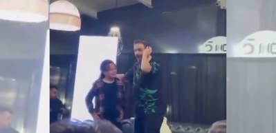 Karaciğer yetmezliği sebebiyle tedavi g&ouml;r&uuml;yordu! Ufuk &Ouml;zkan sahnelere geri d&ouml;nd&uuml;