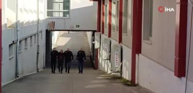 FET&Ouml; firarisi y&uuml;zbaşı yakalandı