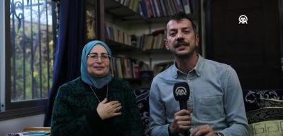 Suriyeli T&uuml;rk kadın, 9 yıl sonra ay yıldız işlemeli y&uuml;z&uuml;ğ&uuml; taktı