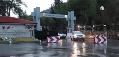 'Profes&ouml;r&uuml;m' dedi, evinden kilolarca uyuşturucu &ccedil;ıktı