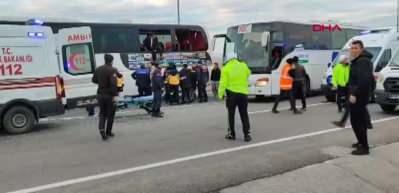 Konya'da feci kaza 2 &ouml;l&uuml;, 24 yaralı 