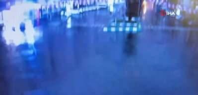 6 Şubat'ta meydana gelen 'asrın felaketi'ne dair yeni g&ouml;r&uuml;nt&uuml;ler ortaya &ccedil;ıktı! G&ouml;ky&uuml;z&uuml;nde beliren ışık dikkat &ccedil;ekti