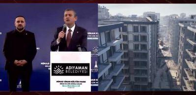 CHP Genele Başkanı &Ouml;zg&uuml;r &Ouml;zelyeni bakanlık &ouml;nerisinde bulundu