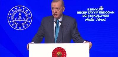 Cumhurbaşkanı Erdoğan &ccedil;ocukları korumak i&ccedil;in dijital platformlar i&ccedil;in "yeni tedbirler" alıyoruz dedi