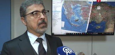 Ege Denizi'nde deprem fırtınası!