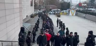 Eskişehir'de yasa dışı bahis&ccedil;ilere dev operasyon! 