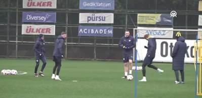 Fenerbah&ccedil;e, Anderlecht&rsquo;i konuk ediyor