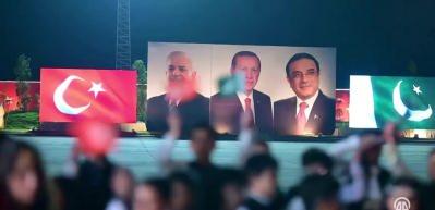 Pakistan hükümeti 'Uğur Işılak Dombra' ile Erdoğan'a klip yaptı!