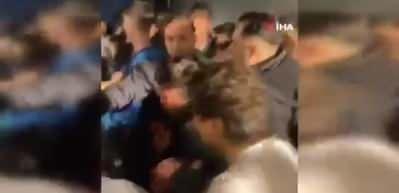 Film galasında akılalmaz izdiham! Rapçi Çakal ve İbrahim Tilaver hayranları birbirine girdi