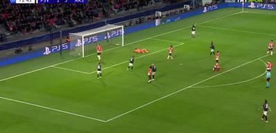 Arsenal'dan Şampiyonlar Ligi'nde tarihi fark: 7-1!