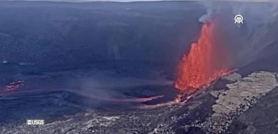 Hawaii'deki yanardağ, alev alev! 12. kez patladı!