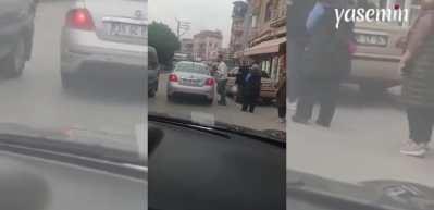 Yolu kapatan arabaları tek başına böyle kenara çekti! 