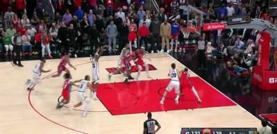 Alperen Şeng&uuml;n'&uuml;n "double-double" performansıyla Rockets, 76ers'ı uzatmada yendi