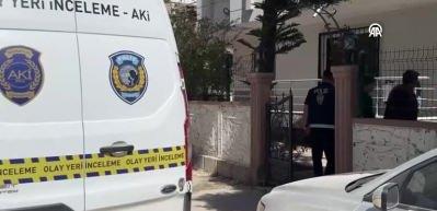  Antalya'da tartıştığı oğlunun bı&ccedil;akladığı baba hayatını kaybetti