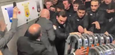 CHP'li Mahmut Tanal adliyede olay çıkardı! Polise zor anlar yaşattı