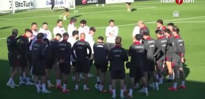 Macaristan ma&ccedil;ı &ouml;ncesi Arda G&uuml;ler gelişmesi!