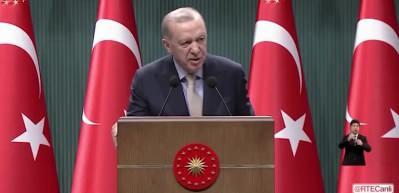Başkan Erdoğan: CHP'nin kendi çalıp kendi oynadığı oyunu tebessümle izlemeye devam edeceğiz