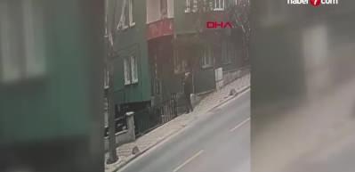 Sokak ortasında dehşet; Kayınbabasını öldürdü!