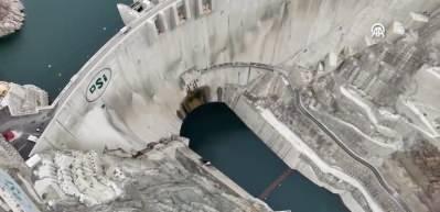 Yusufeli Barajı&rsquo;ndan 2,5 milyar kwh enerji &uuml;retildi, elektrik &uuml;retimi artacak