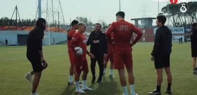 Galatasaray'da Samsun maçı öncesi 4 isim alarm veriyor!