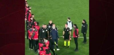 Okan Buruk: “Mourinho'yu hedef almadım, sadece sevindim”