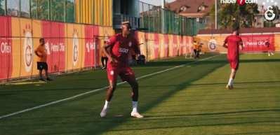 Osimhen'den kafaları karıştıracak açıklama