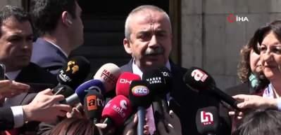 Evinde rahatsızlanan Sırrı Süreyya Önder'e ambulans 7 dakikada ulaşmış!